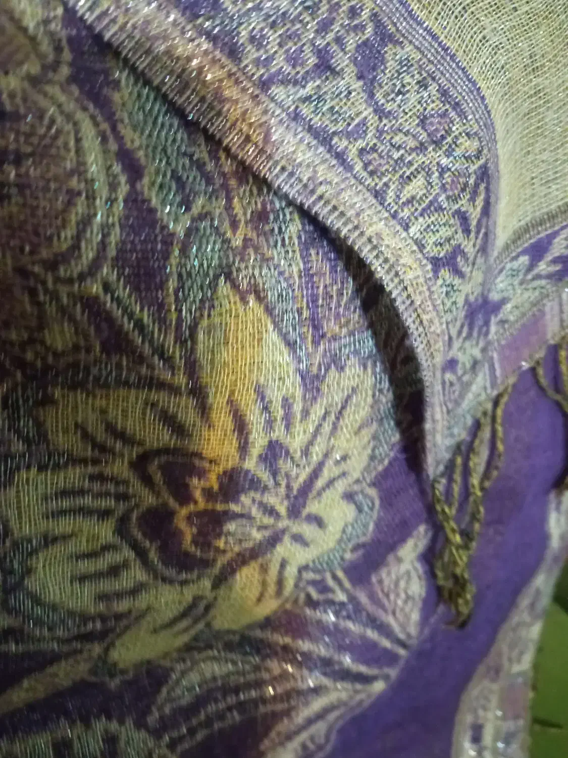 شال وروسری|لباس|رشت, ترمینال|دیوار