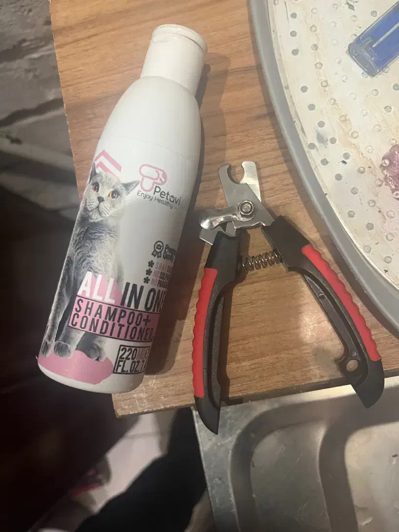 ناخن گیر و شامپو گربه|لوازم جانبی حیوانات|اردبیل, |دیوار