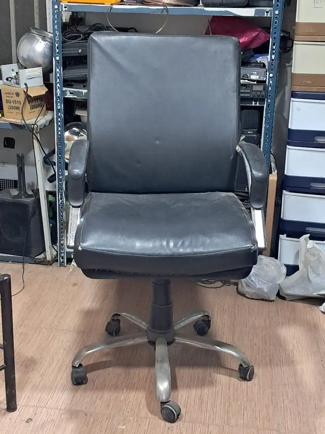 صندلی|صندلی و نیمکت|رویان, |دیوار