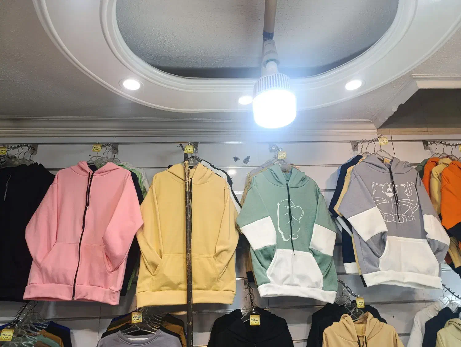 فروشنده خانم|استخدام بازاریابی و فروش|ری, هاشم‌آباد|دیوار