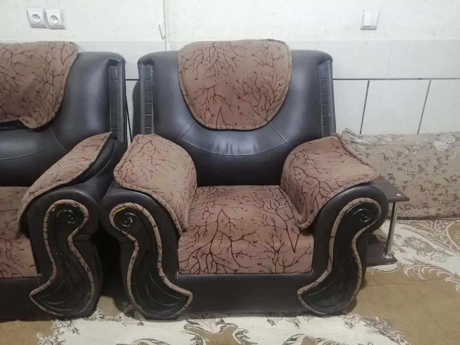 مبل راحتی 7 نفره|مبلمان خانگی و میز عسلی|شهرضا, |دیوار