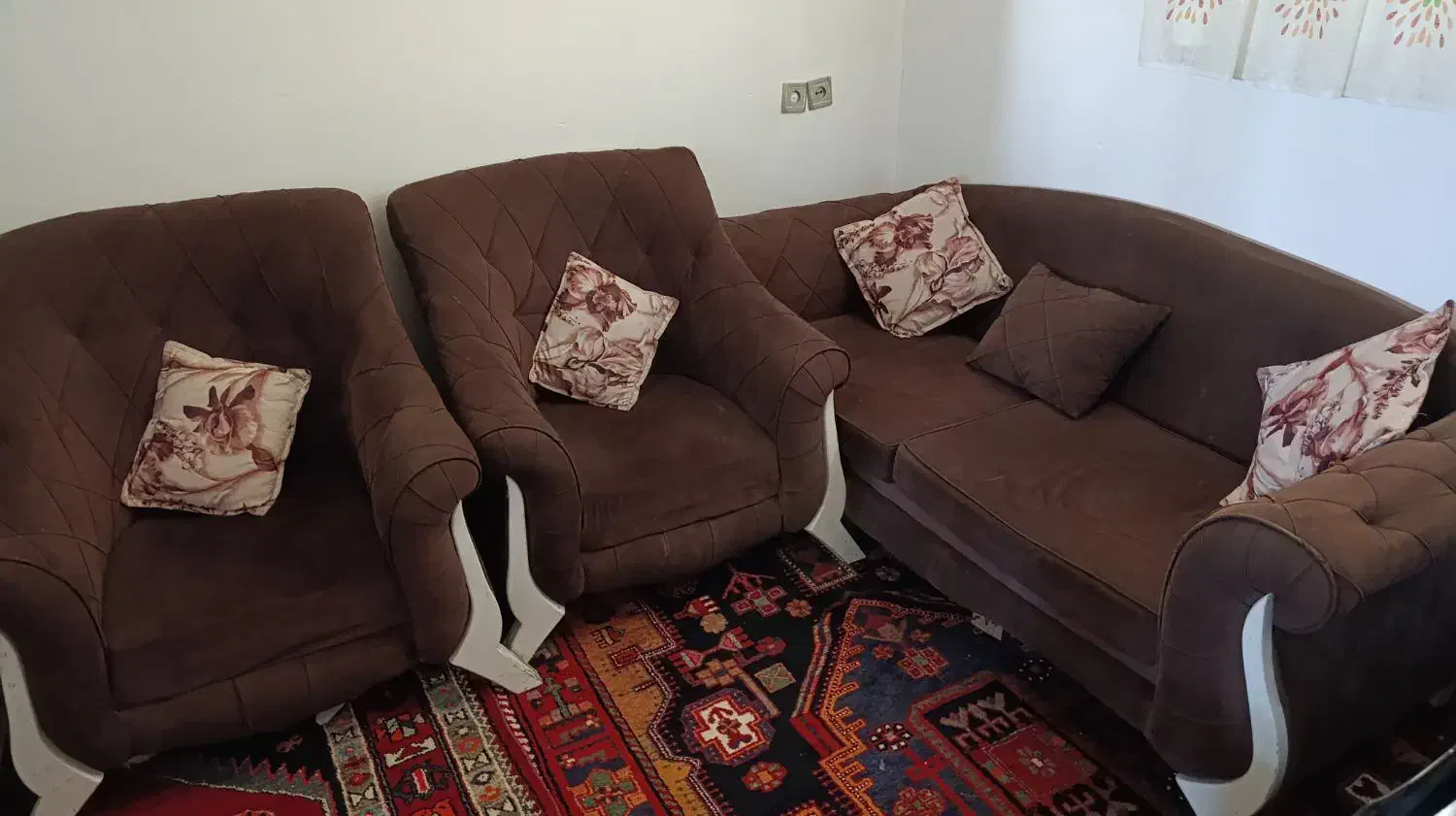 مبل هفت نفره همراه با بالشتک دره شهر|مبلمان خانگی و میز عسلی|دره شهر, |دیوار