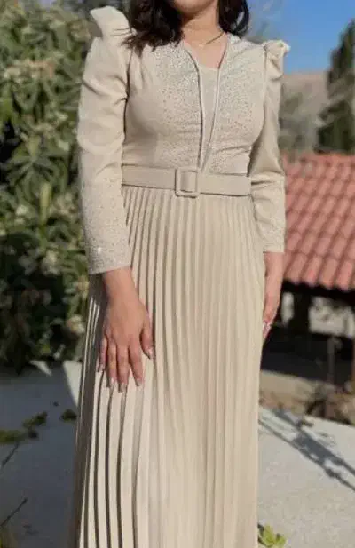 لباس مجلسی ۳ عدد|لباس|خوی, |دیوار