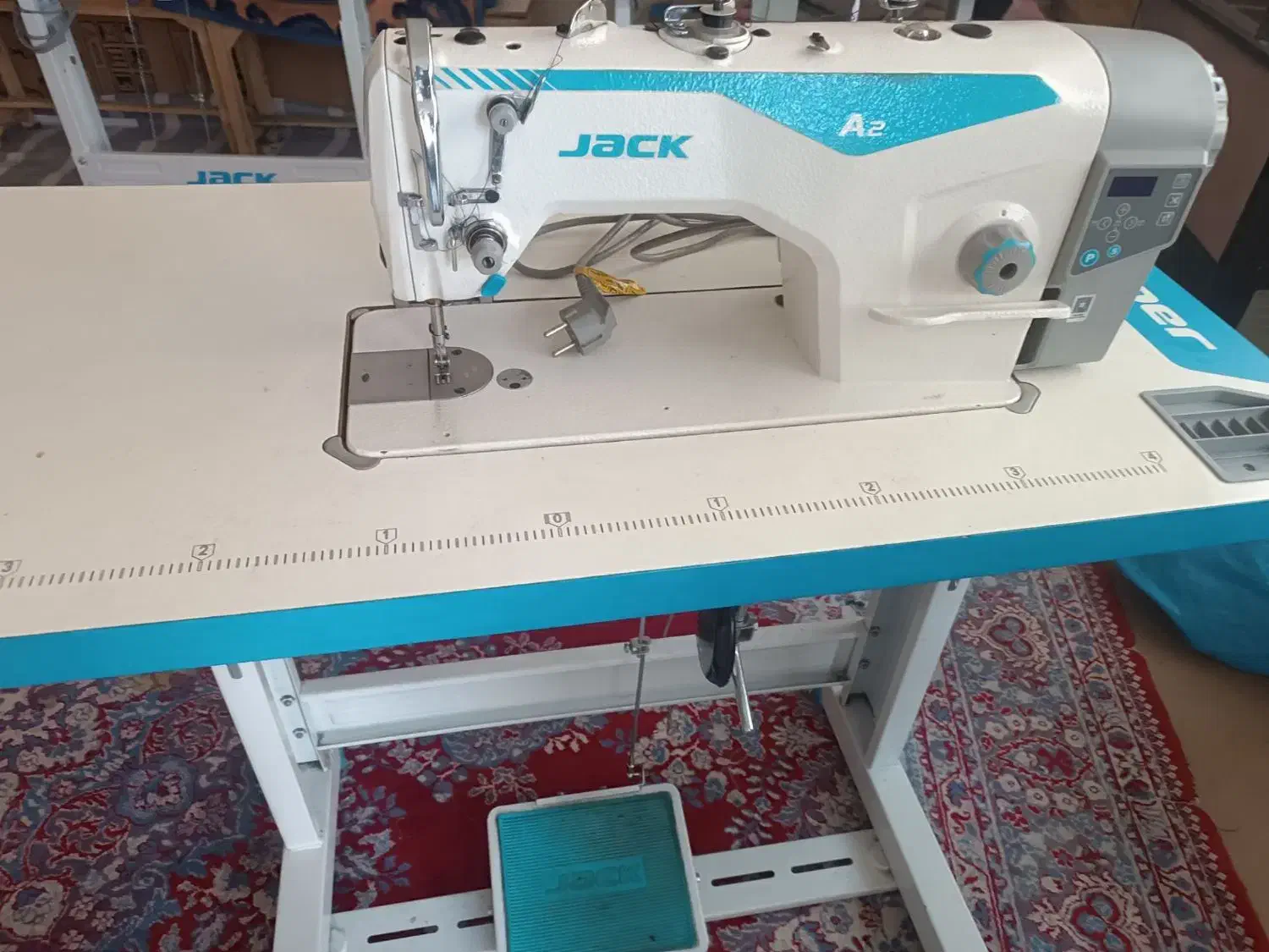 خیاطی A2 میزابی|چرخ خیاطی و ریسندگی|برخوار, |دیوار