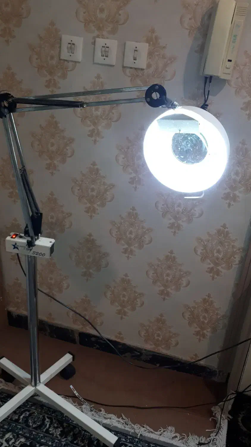 لوپ ذره بین دار رینگ لایت چراغ مطالعه چراغ تعمیرات|لوازم جانبی موبایل و تبلت|مشهد, هفده شهریور|دیوار