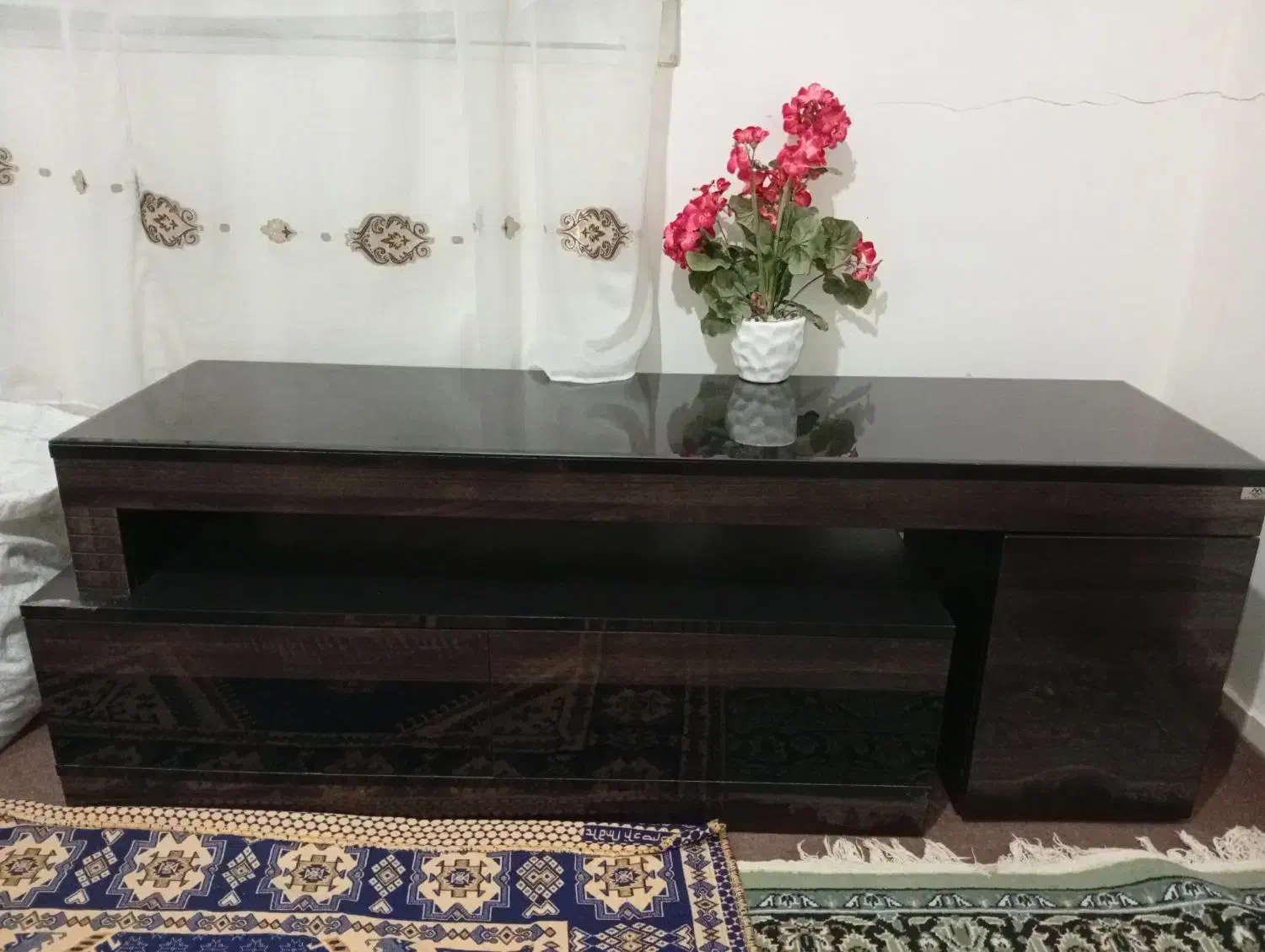 میز تی وی|میز تلویزیون|رشت, سلیمانداراب|دیوار