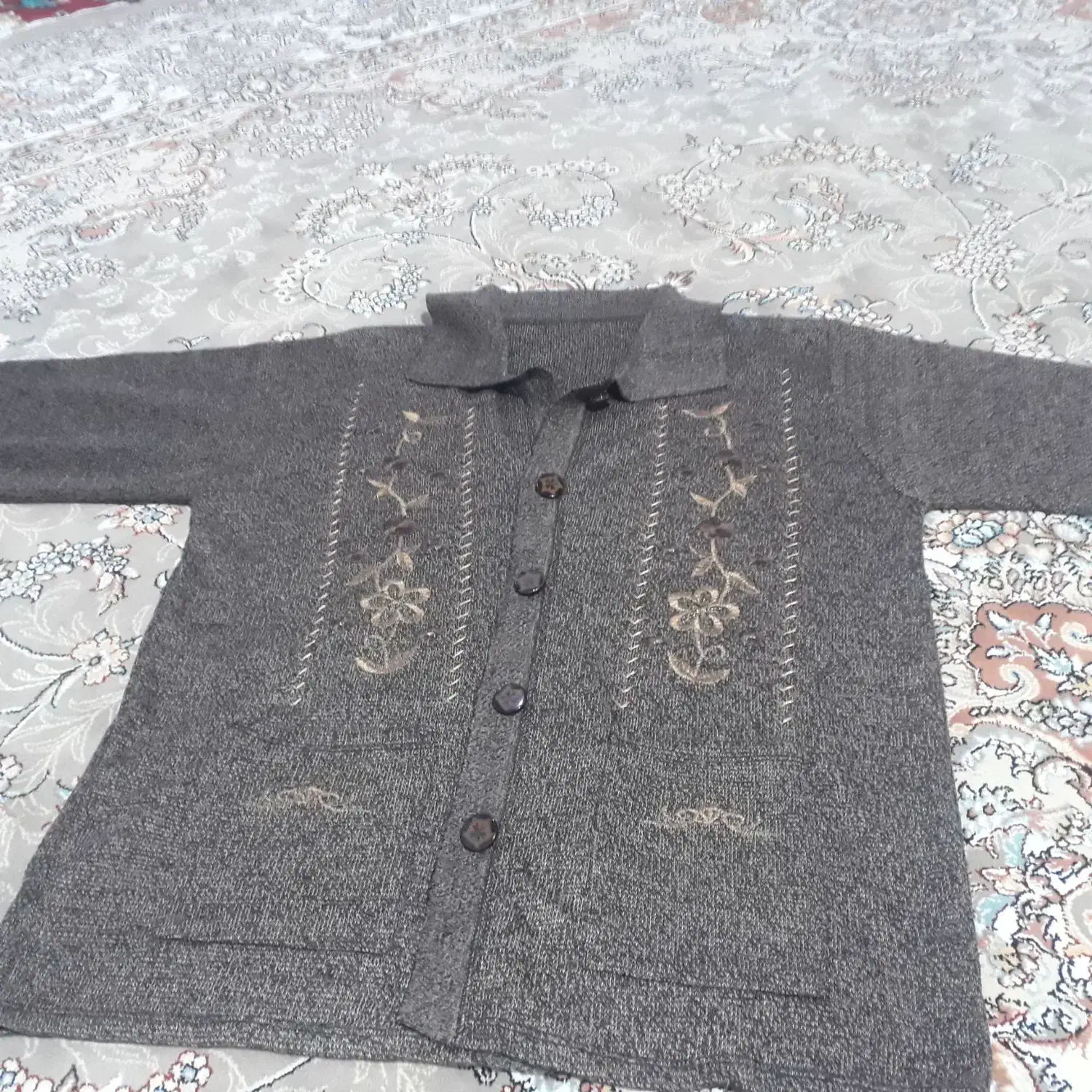 لباس|لباس|مراغه, |دیوار