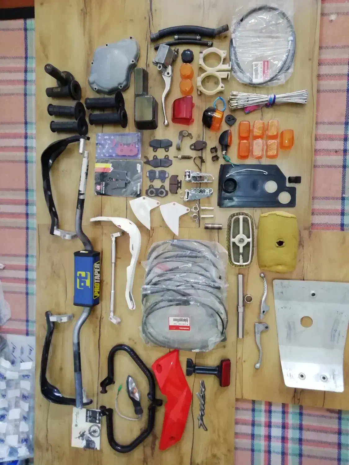 لوازم موتور سیکلت|قطعات یدکی و لوازم جانبی|شیراز, تحویلی|دیوار