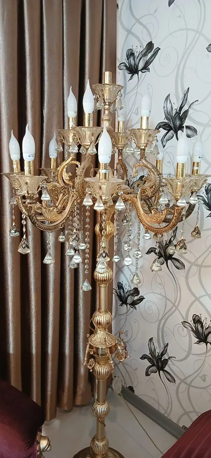 دو عدد لوستر کنار سالنی ۱۳ شعله بسیار تمیز و سالم|لوستر و چراغ آویز|مشهد, خاتم الانبیا|دیوار