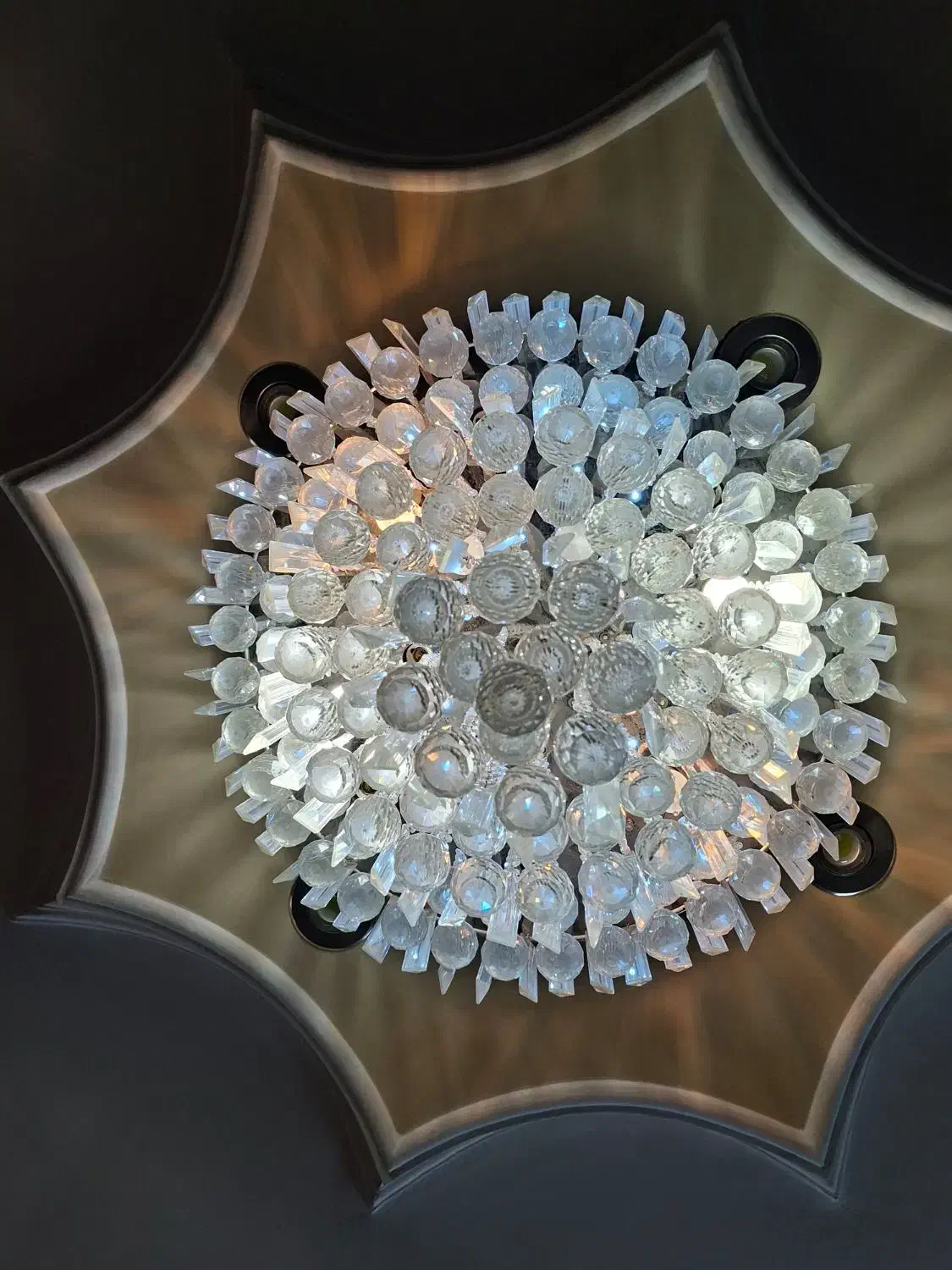 لوستر|لوستر و چراغ آویز|فردیس, ثابتی|دیوار