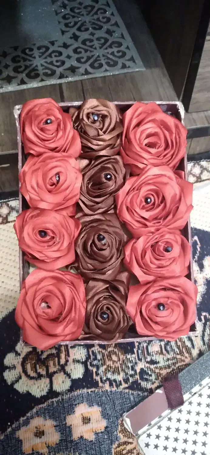 گل روز مادر|گل مصنوعی|زهک, |دیوار