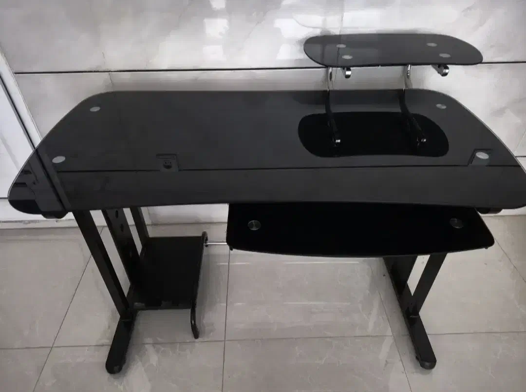 میز کامپیوتر شیشه‌ای|میز تحریر و کامپیوتر|ایلام, |دیوار