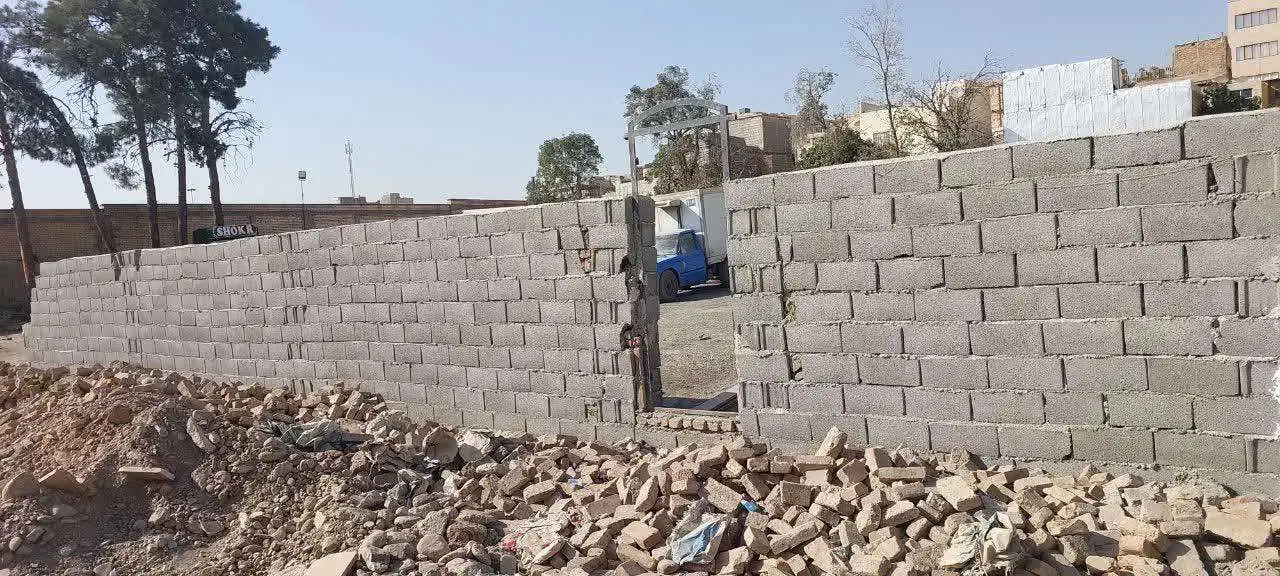 فروش زمین با کاربری مسکونی و تجاری به صورت دوبر|فروش زمین و ملک کلنگی|کرج, کوی گلها|دیوار