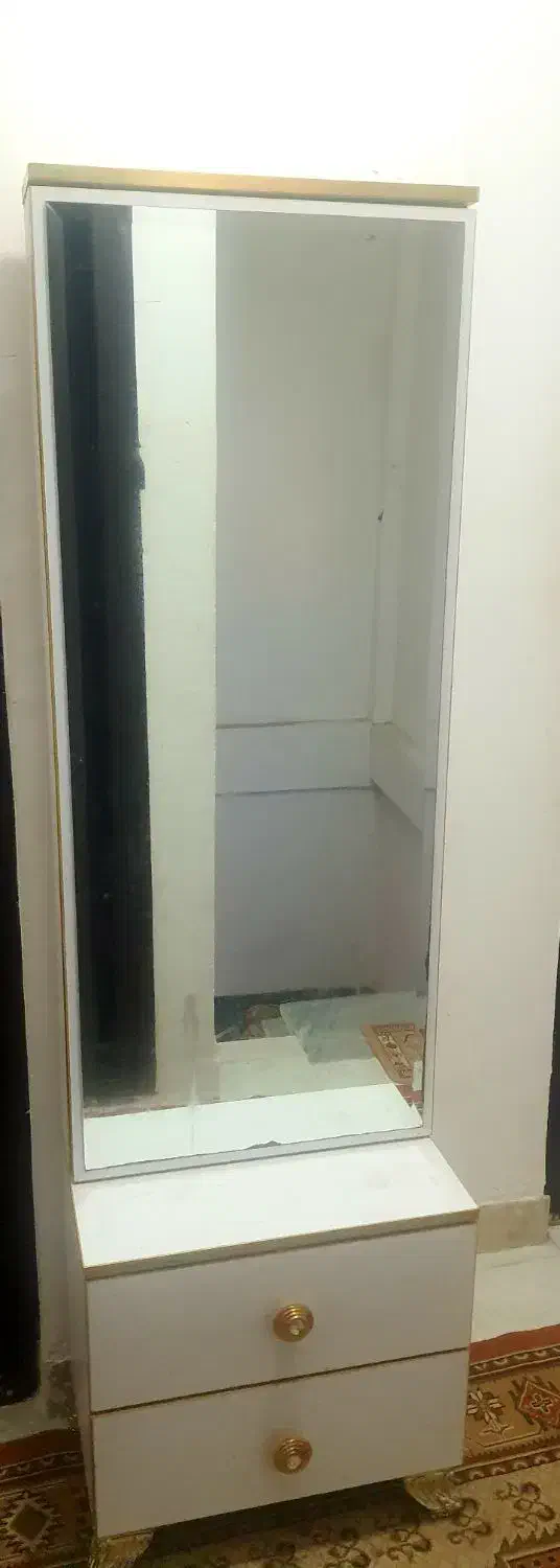 کمد سفید قدی|جاکفشی، کمد، دراور|رشت, نخودچر|دیوار