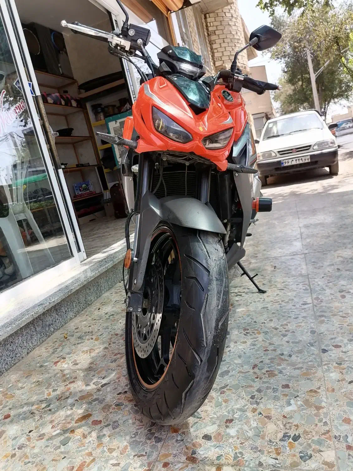 موتور طرح z1000پبشروپلاس|موتورسیکلت|نجف‌آباد, منتظری جنوبی|دیوار