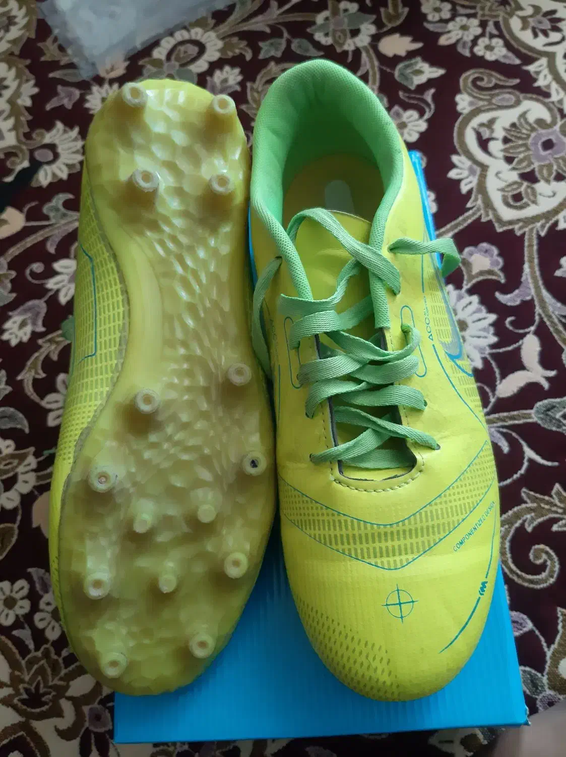 کفش فوتبال|تجهیزات ورزشی|گنبد کاووس, |دیوار