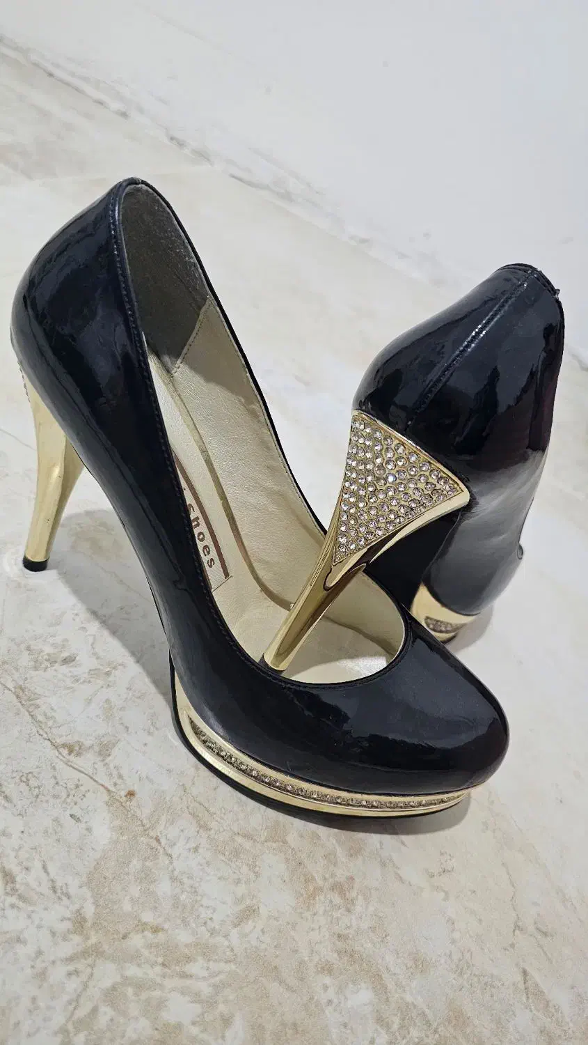 کیف و کفش زنانه سایر ۳۸|کیف، کفش، کمربند|پرند, فاز ۵|دیوار