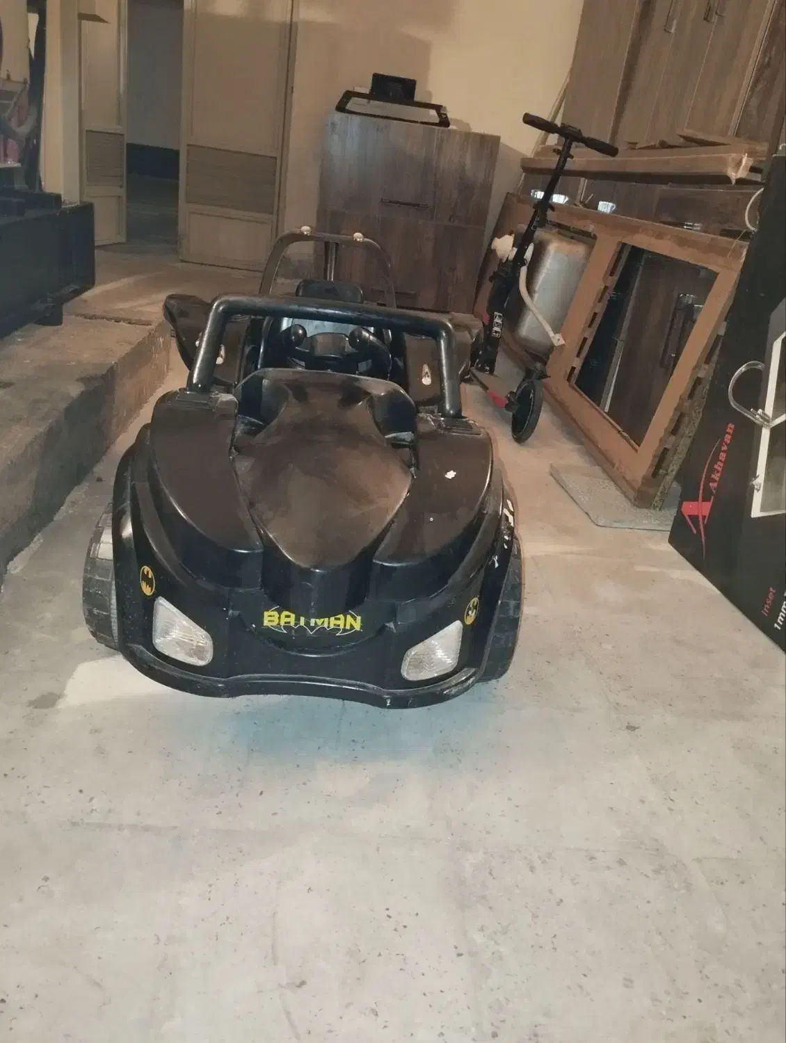 ماشین شارژی تمیز و سالم|اسباب‌بازی بچه|کوهدشت, |دیوار