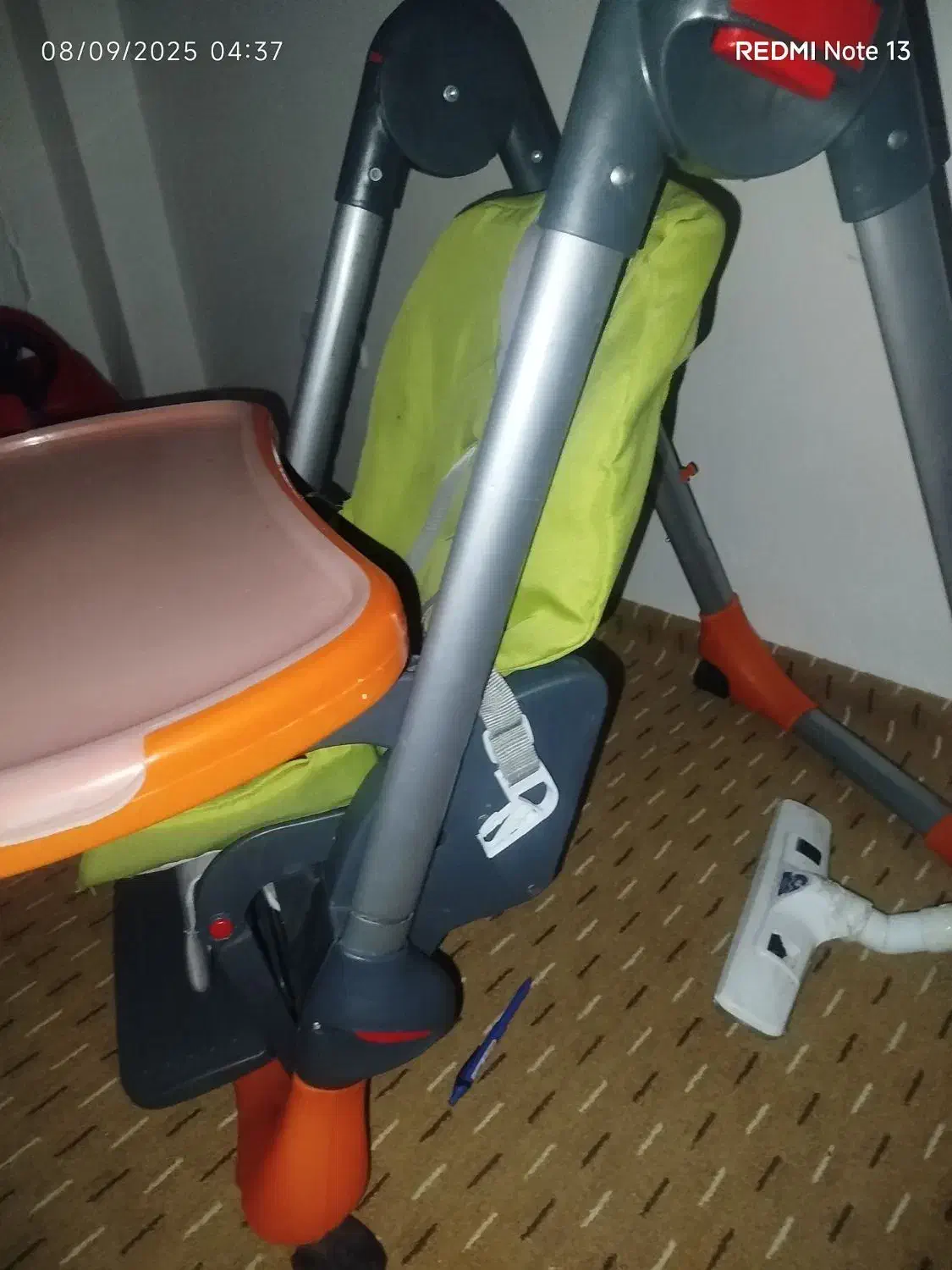 صندلی غذا کودک وماشین|اسباب و اثاث بچه|برخوار, |دیوار