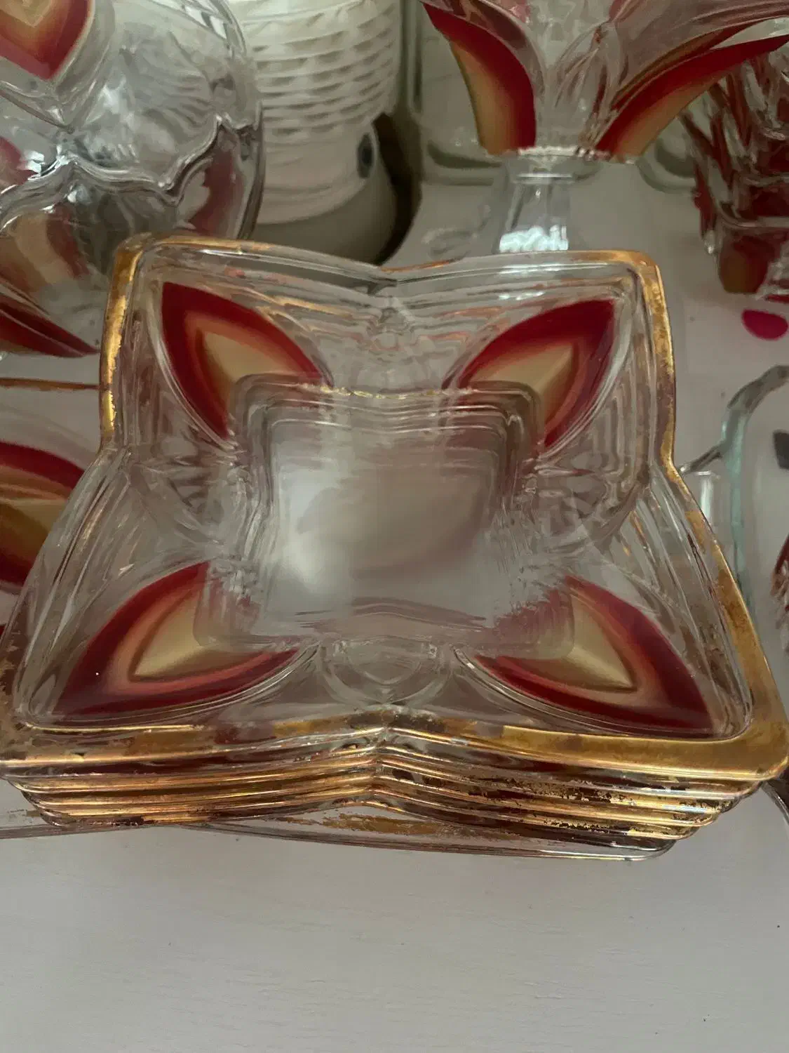 سرویس بلور رنگی|ظروف سرو و پذیرایی|لاهیجان, حاجی آباد|دیوار