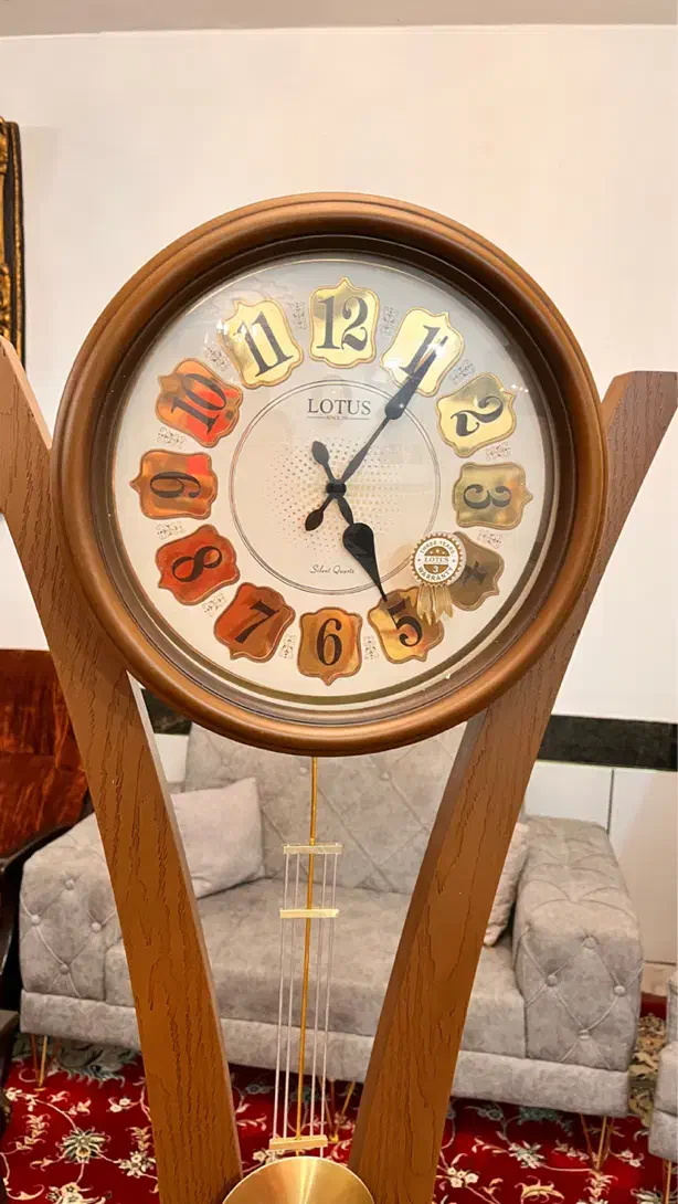 ساعت و آباژور ایستاده|ساعت دیواری و تزئینی|نهاوند, |دیوار