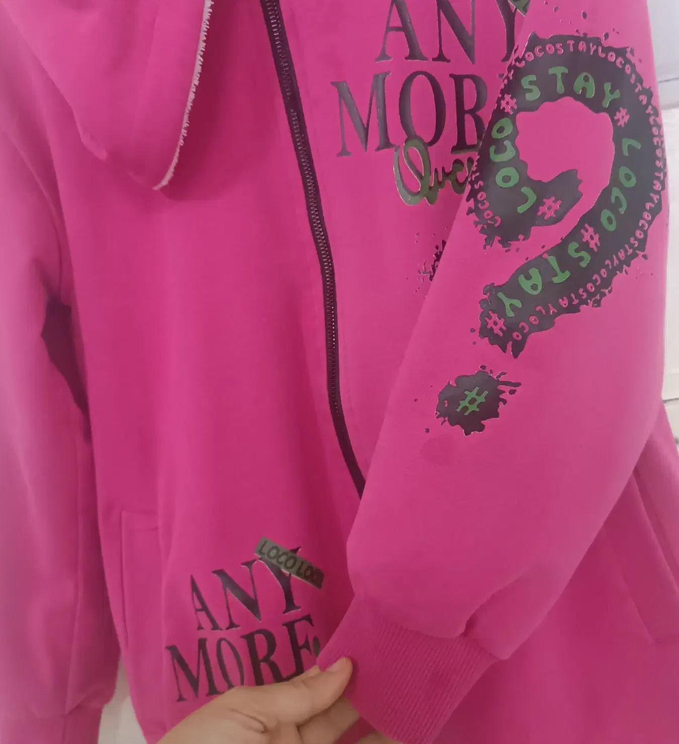 سویشرت دخترانه داخل کرک نرم وگرم و جنس عالی وتمیز|کفش و لباس بچه|دامغان, |دیوار