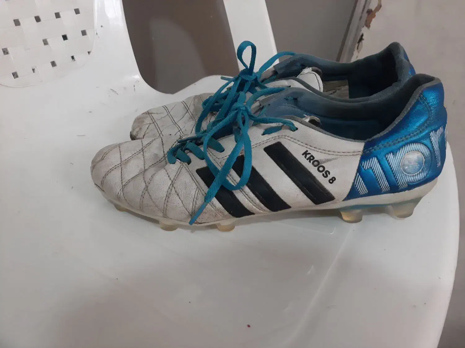 کفش فوتبالی|کیف، کفش، کمربند|اهواز, کوی نفت|دیوار