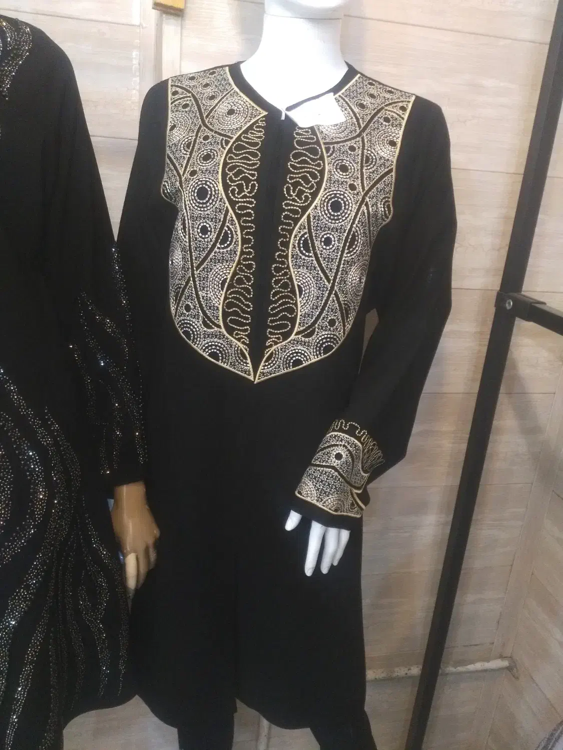 مانتو و کت مجلسی|لباس|جهرم, |دیوار