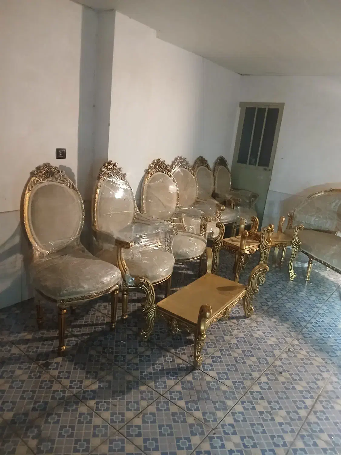 مبل سلطنتی نو|مبلمان خانگی و میز عسلی|تبریز, |دیوار