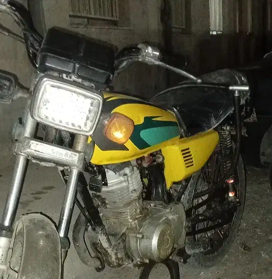 موتور ۱۲۵ 09|موتورسیکلت|مرودشت, فاز دوم شهرک فرهنگیان|دیوار