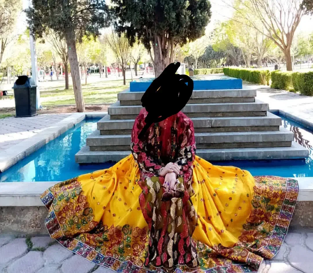 لباس محلی|لباس|شیراز, تندگویان|دیوار