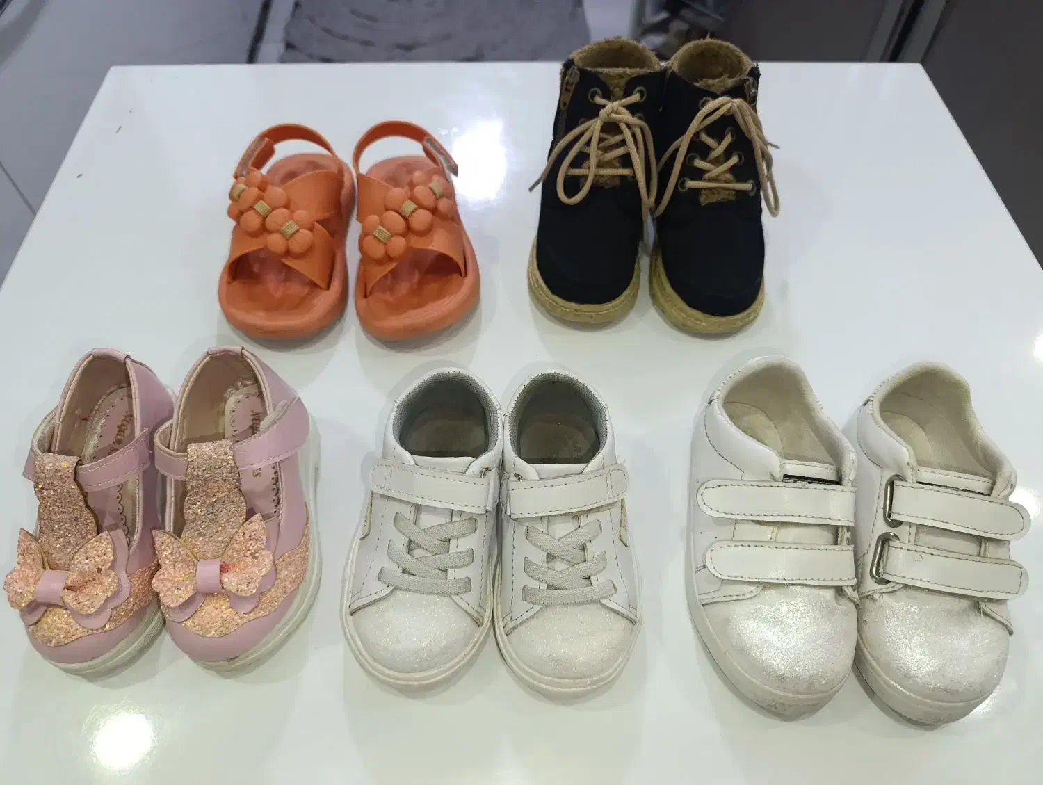 کفش کودک/کفش اسپورت/بوت/صندل/کفش بچگانه|کیف، کفش، کمربند|شاهین‌شهر, شهرک میلاد|دیوار