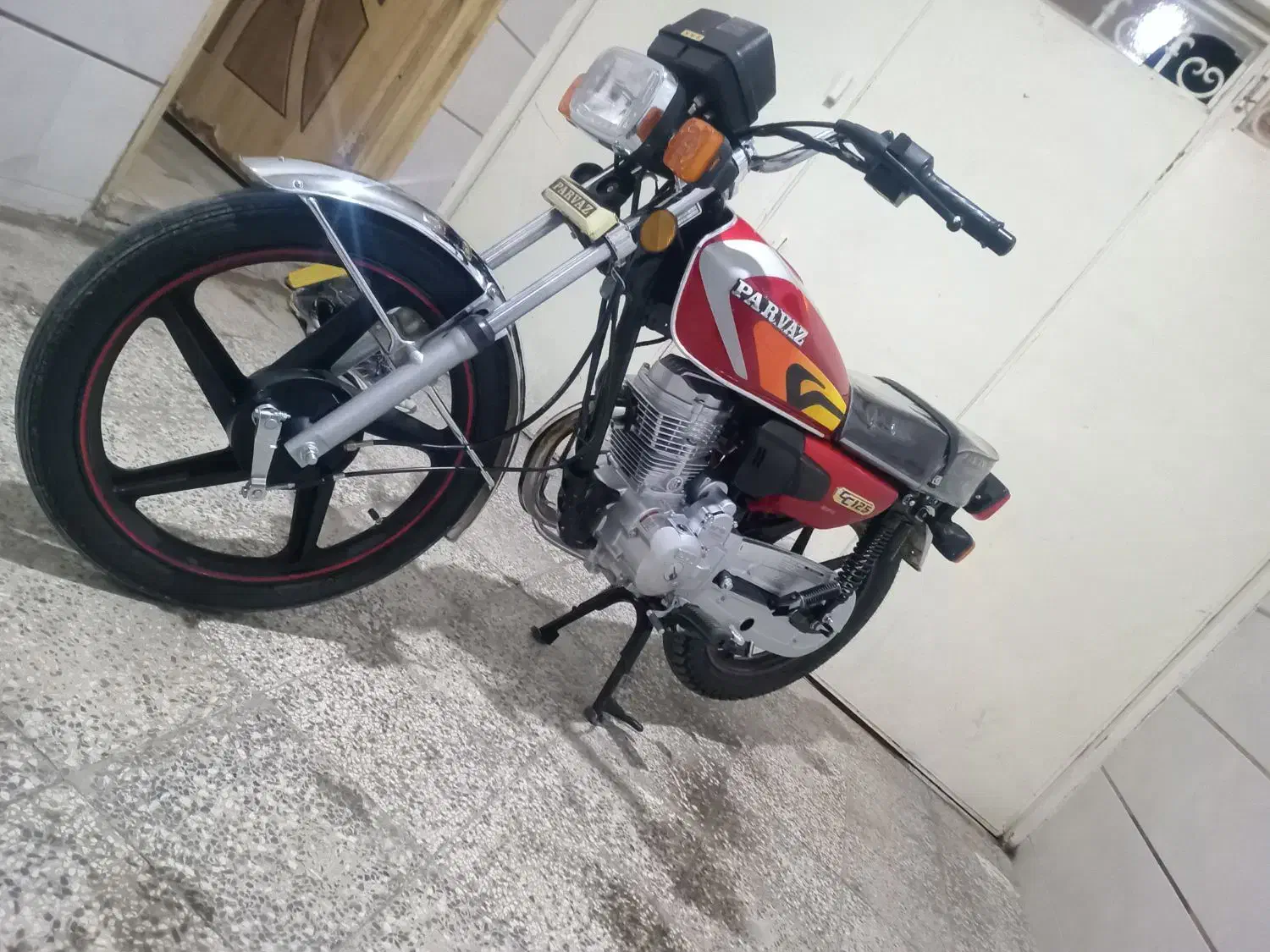 125پرواز|موتورسیکلت|شهرضا, |دیوار