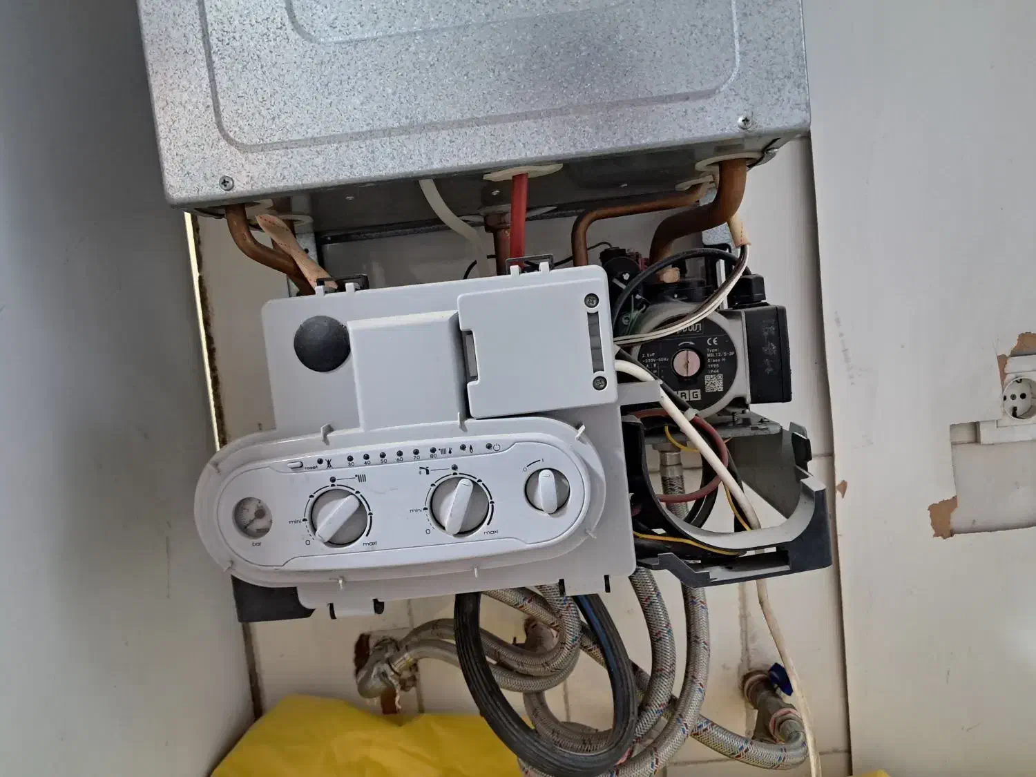 خدمات تخصصی تعمیرات پکیج شرکت|خدمات پیشه و مهارت|شیراز, ملاصدرا|دیوار