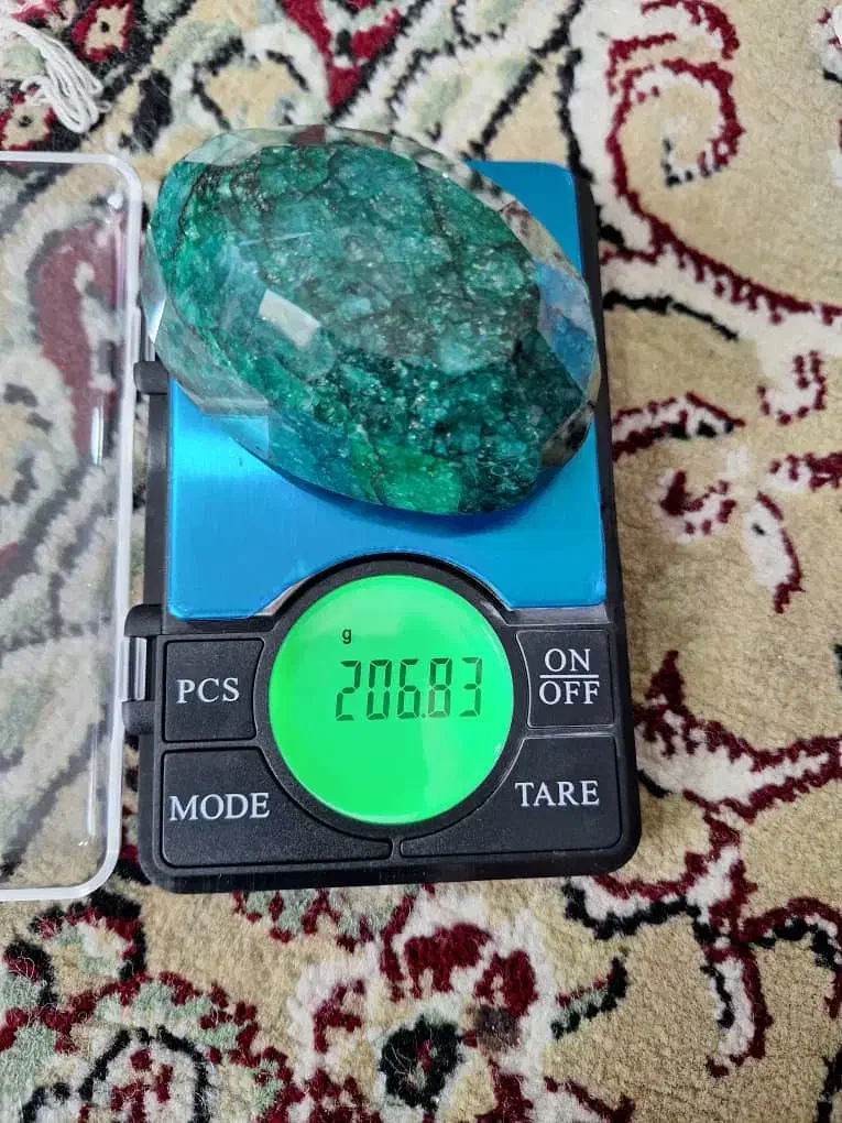 زمرد هزار قیراطی|جواهرات|ملکان, |دیوار