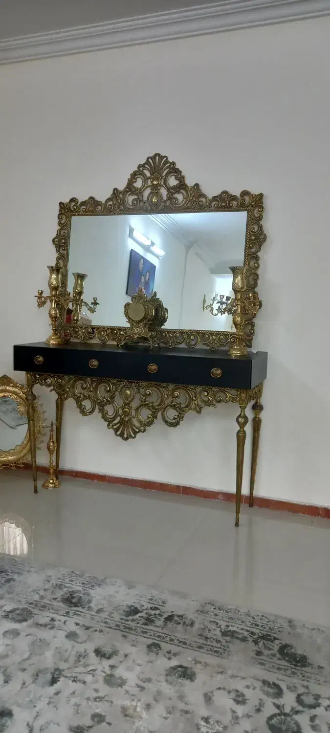 اینه و کنسول تمام برنج|مبلمان خانگی و میز عسلی|مشهد, رضاشهر|دیوار