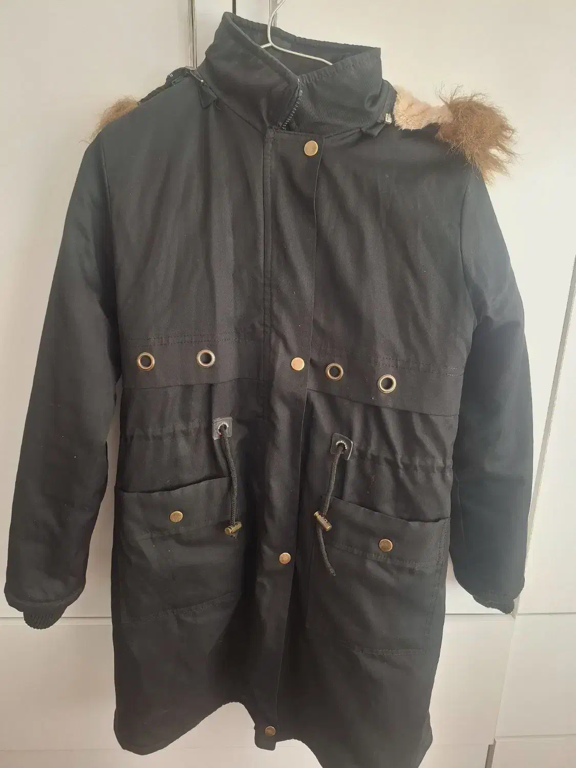 کاپشن نو مشکی و یشمی|لباس|مشهد, عبادی|دیوار