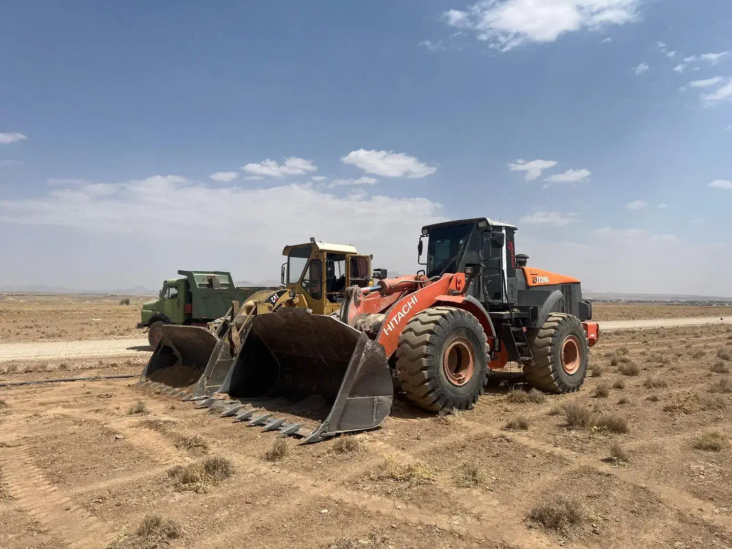 خدمات لودر و کمپرسی|خدمات حمل و نقل|خرم بید, |دیوار