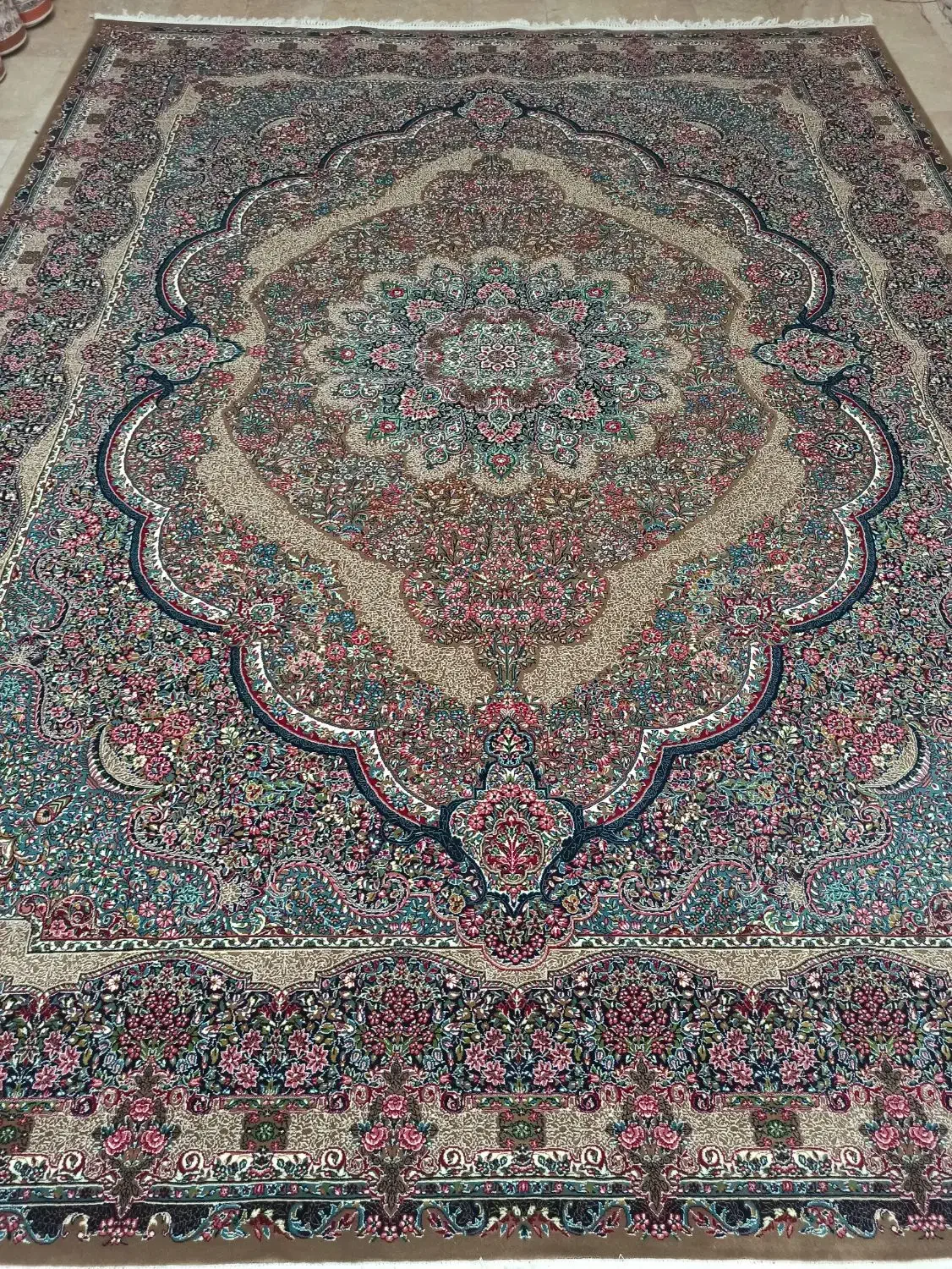 (اندیشه۹۳)دوتخته 12متری 700شانه تراکم 2550 زمرد|فرش|مشهد, مشکینی (شهرک غرب)|دیوار