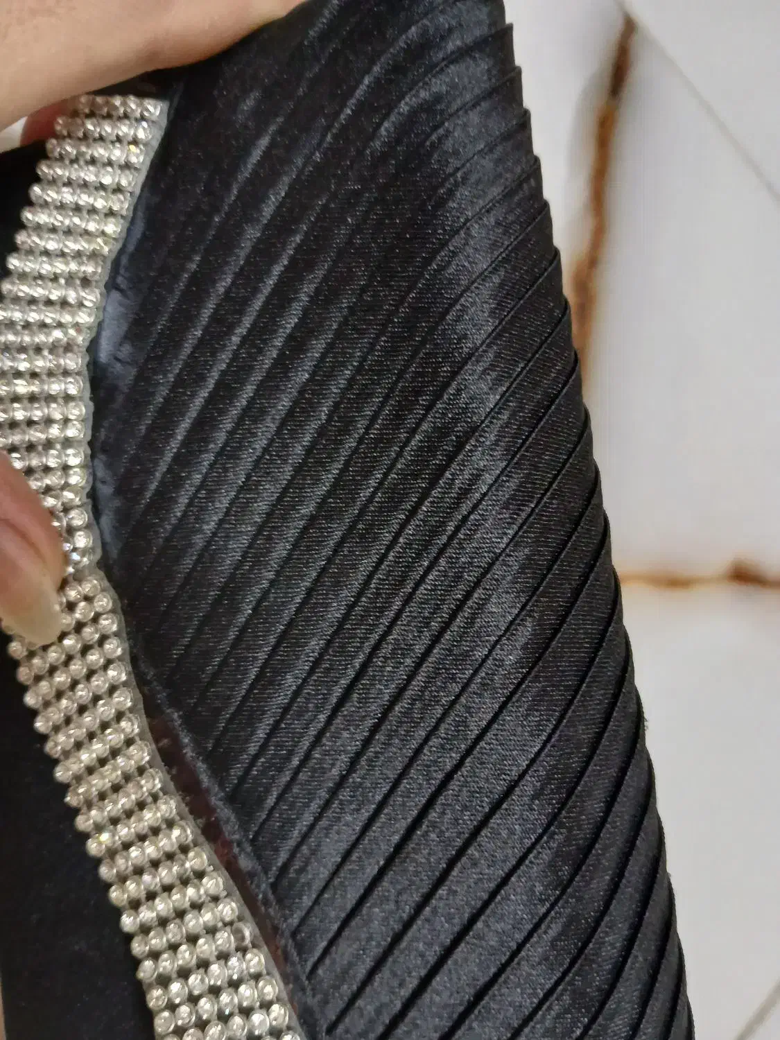 کیف مجلسی|کیف، کفش، کمربند|رشت, دیلمان|دیوار