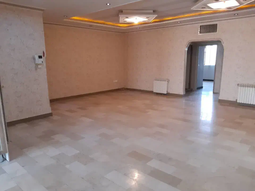 اجاره ۱۳۰ متری/شخصی ساز/تک واحدی/شهرک راه آهن