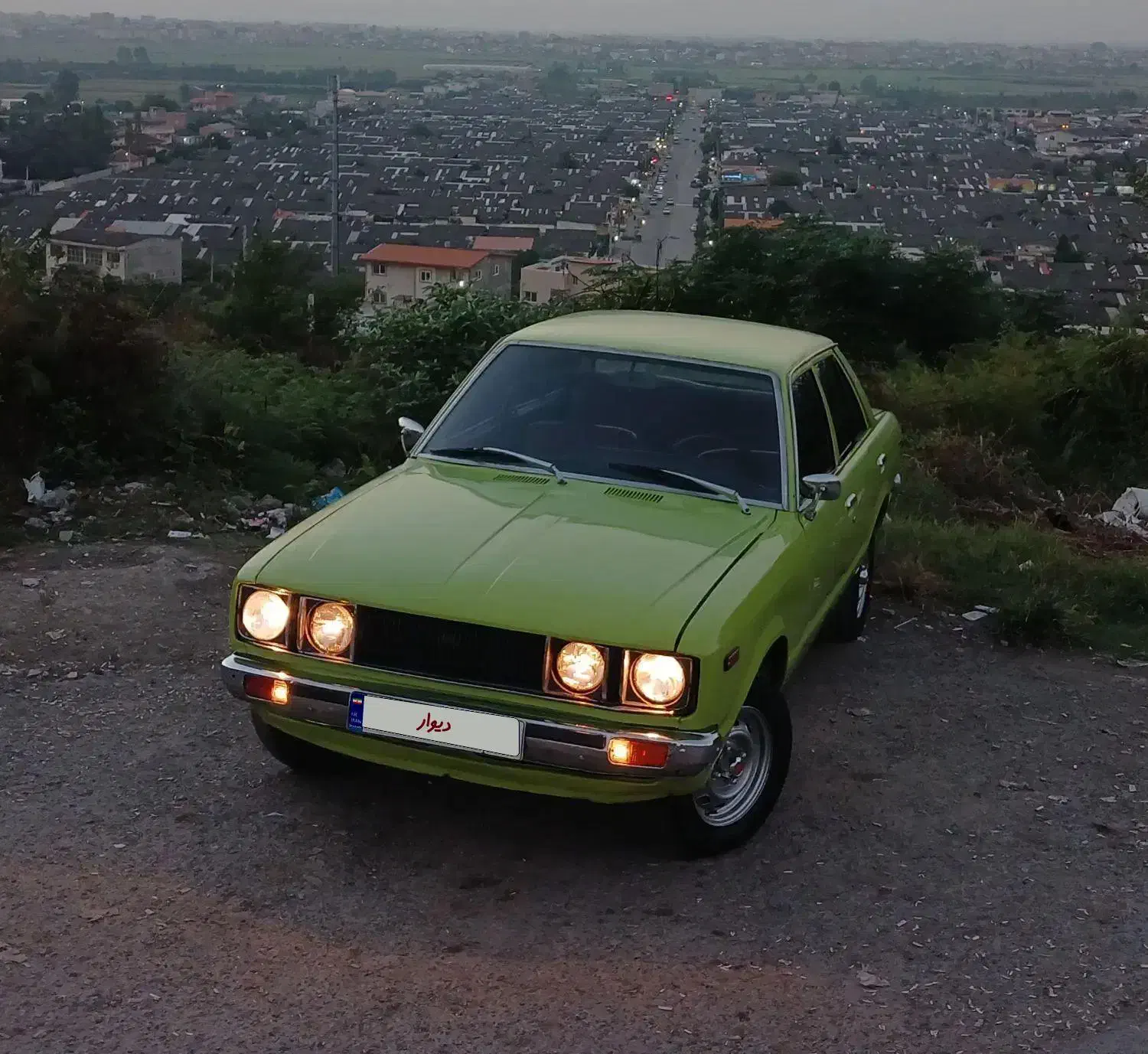 توبیوتا کارینا پسته ای|خودرو کلاسیک|قائمشهر, |دیوار