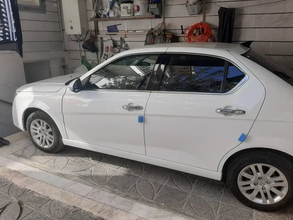 دنا پلاس 6سرعته دنده/صفر خشک/مدل 1404/07/18|خودرو سواری و وانت|بروجرد, |دیوار