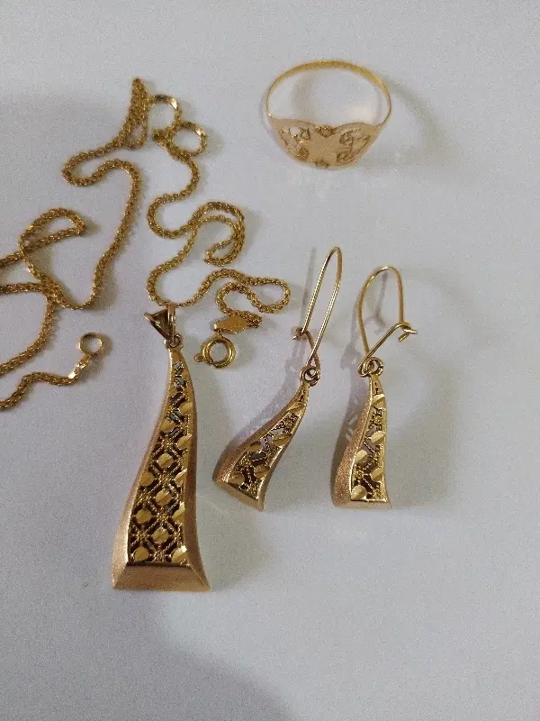 18عیار|جواهرات|فیروزآباد (فارس), |دیوار