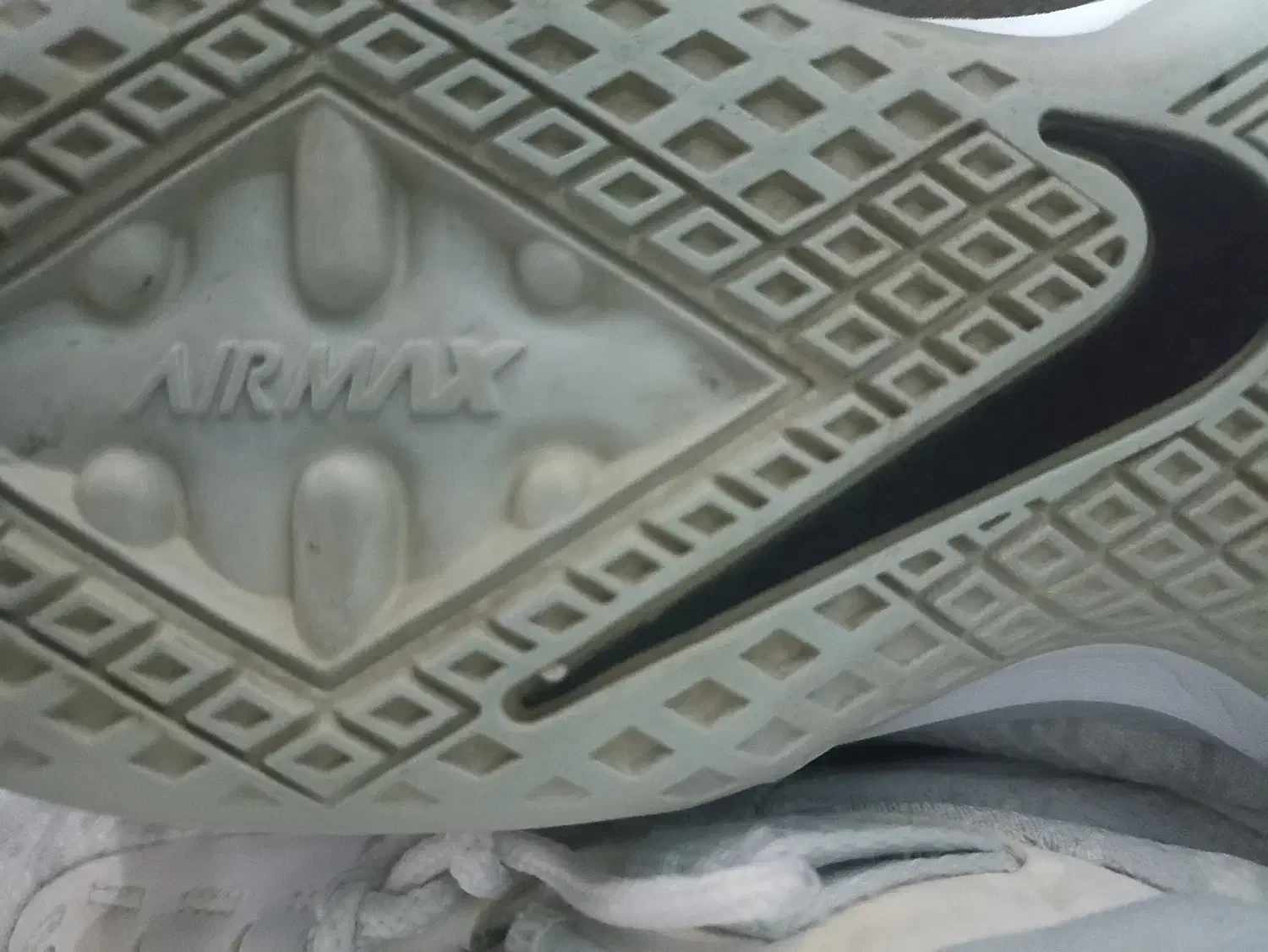 یک جفت کفش والیبال مارک نایک|کیف، کفش، کمربند|بهشهر, |دیوار