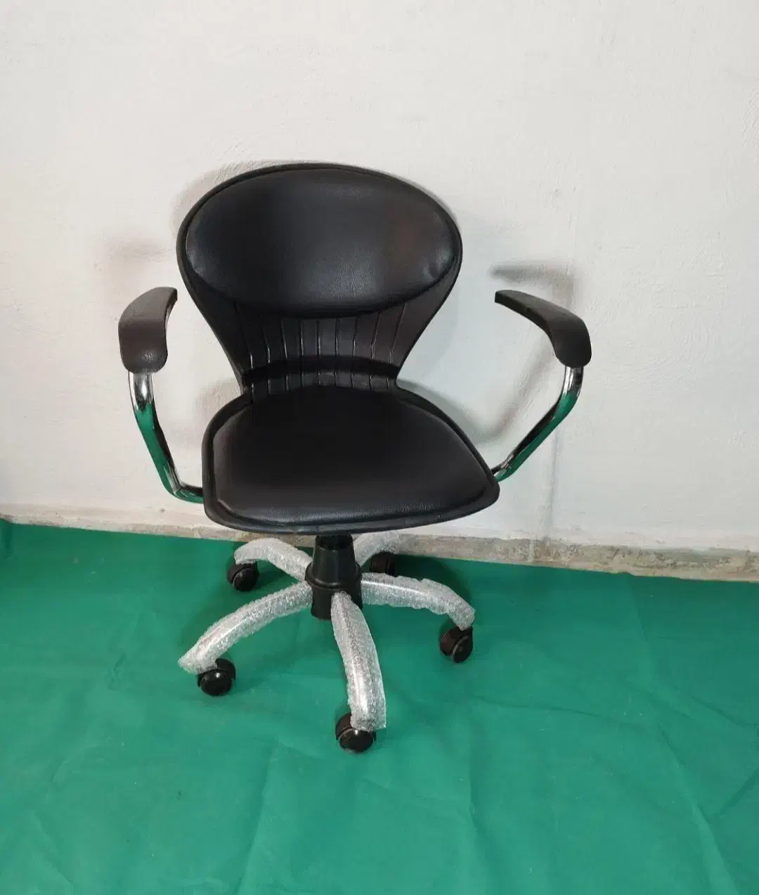 صندلی صدفی|مبلمان اداری|اصفهان, آزادگان|دیوار