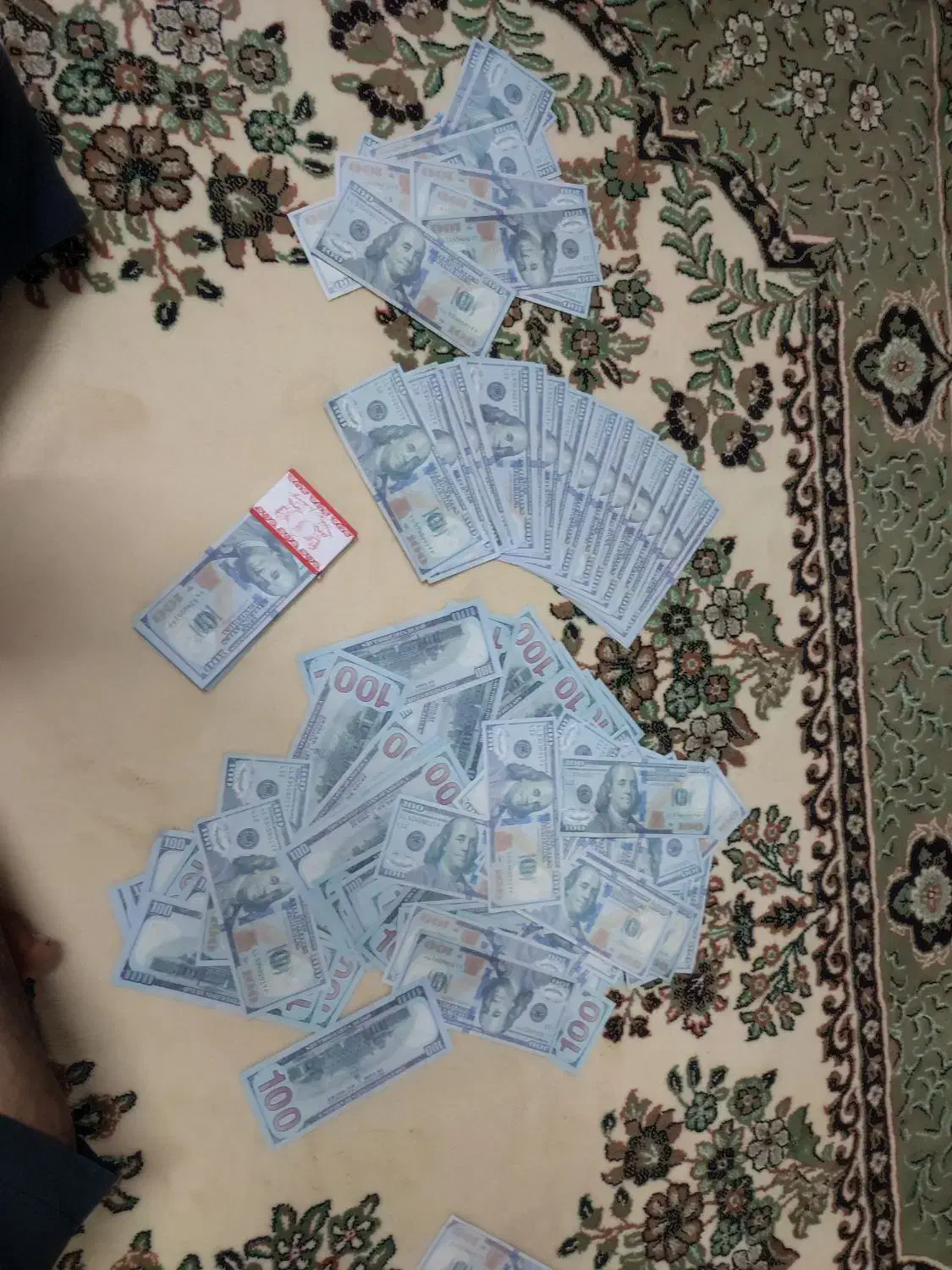 اسکناس فیک ۱۰۰ دلاری مخصوص دکور تولد و عروسی|کلکسیون سکه، تمبر، اسکناس|مشهد, امیریه|دیوار