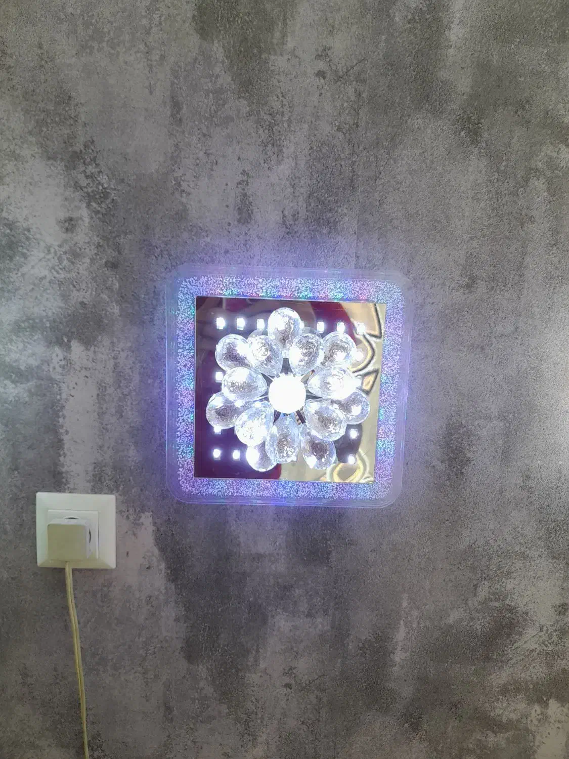 لوستر و انواع دیوار کوب|لوستر و چراغ آویز|شیراز, ریاستی|دیوار