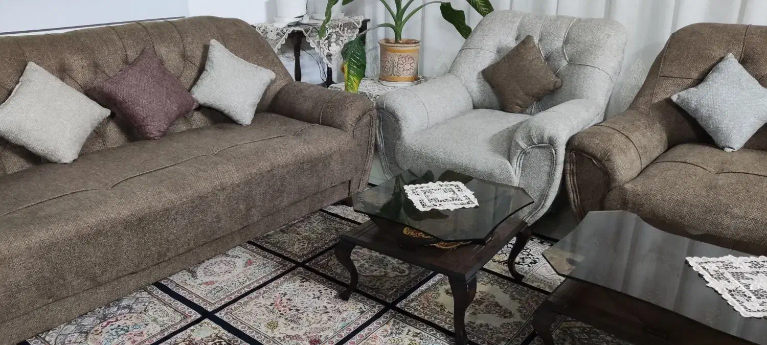 مبل هفت نفره نوی نوبا سه عددمیز جلو مبلی|مبلمان خانگی و میز عسلی|تربتحیدریه, طالقانی|دیوار