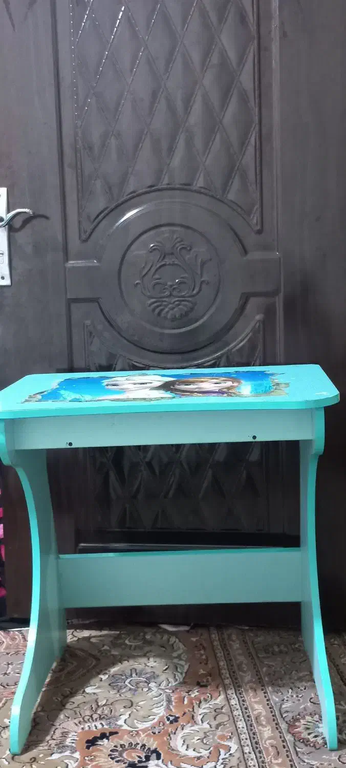 میز و صندلی تحریر|میز تحریر و کامپیوتر|یزد, |دیوار